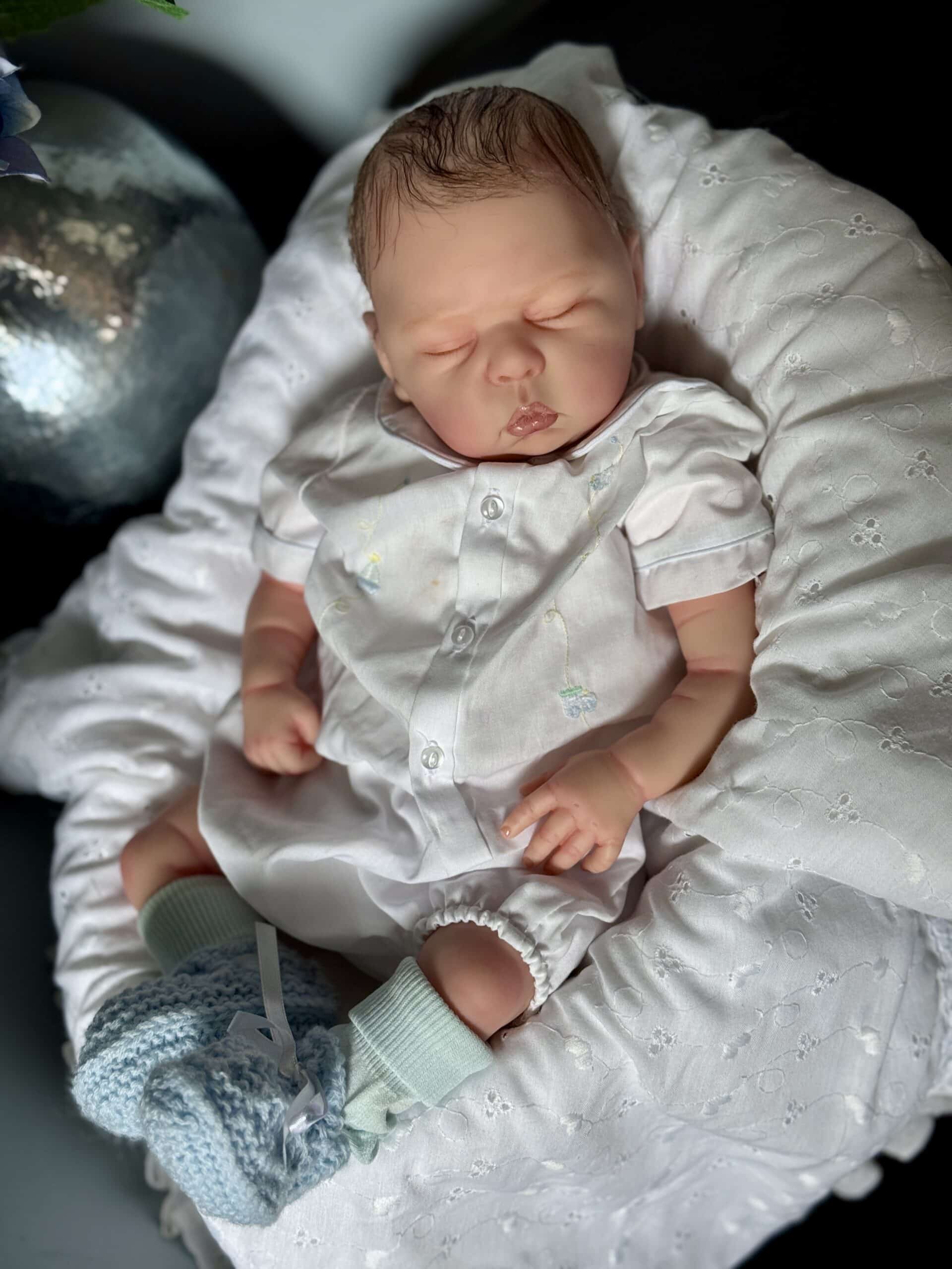 エスニックベビー　Laura Tuzio Rossフルシリコン リボーンドール エスニックベビー Laura Tuzio Rossフルシリコン リボーンドール