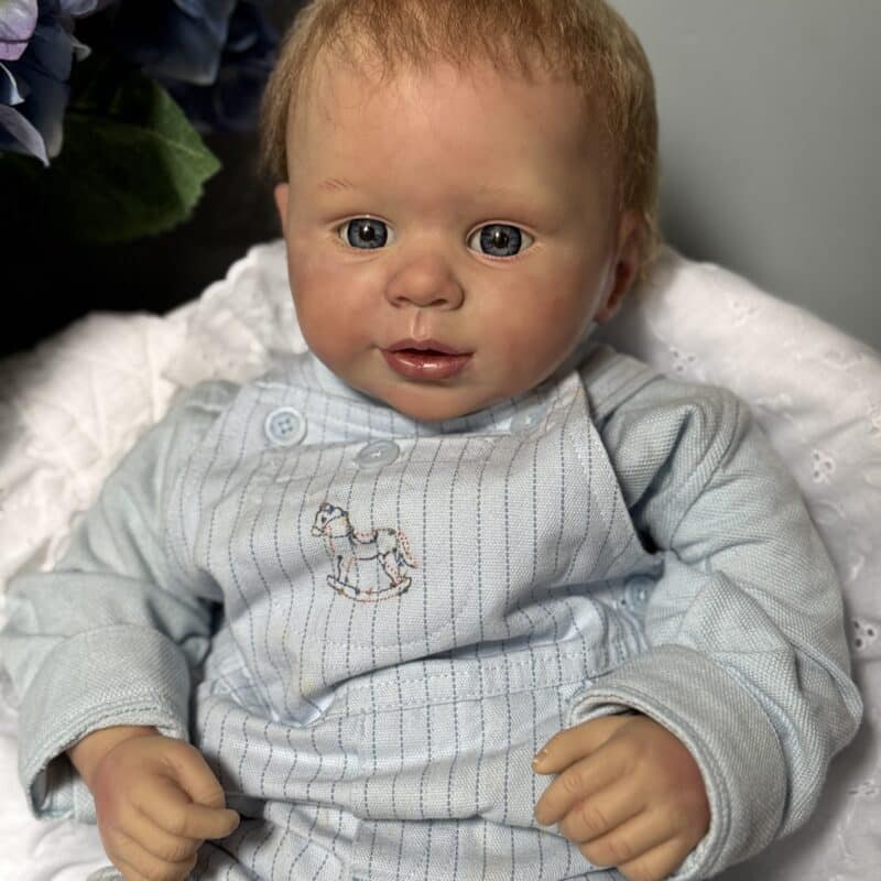 エスニックベビー　Laura Tuzio Rossフルシリコン リボーンドール エスニックベビー Laura Tuzio Rossフルシリコン リボーンドール